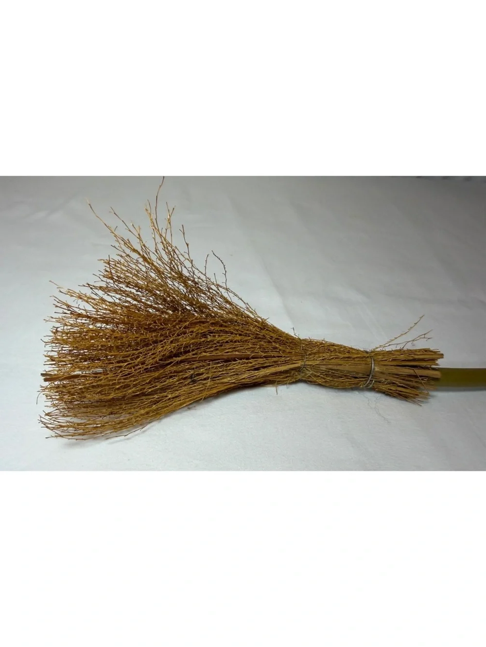 Small Halloween Decorative Natural Fiber Broom with Curved Plastic Handle
